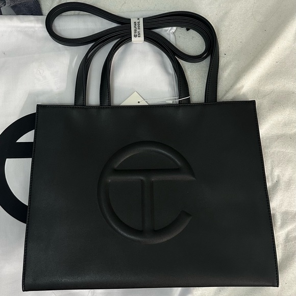 Telfar bag - Medium Black - Picture 1 of 3